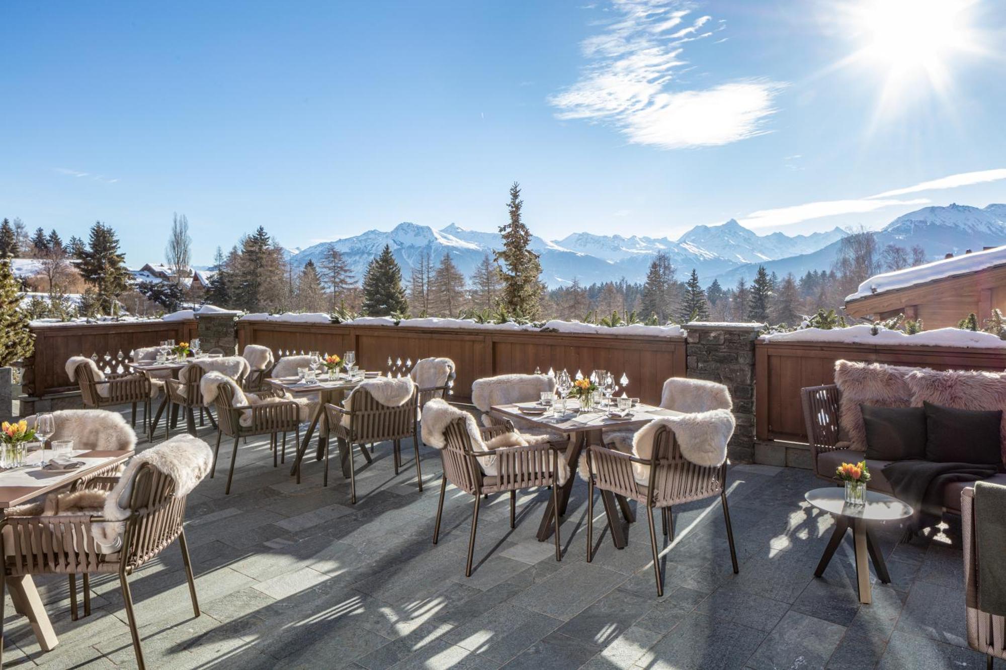 Guarda Golf Hotel & Residences Crans-Montana Buitenkant foto