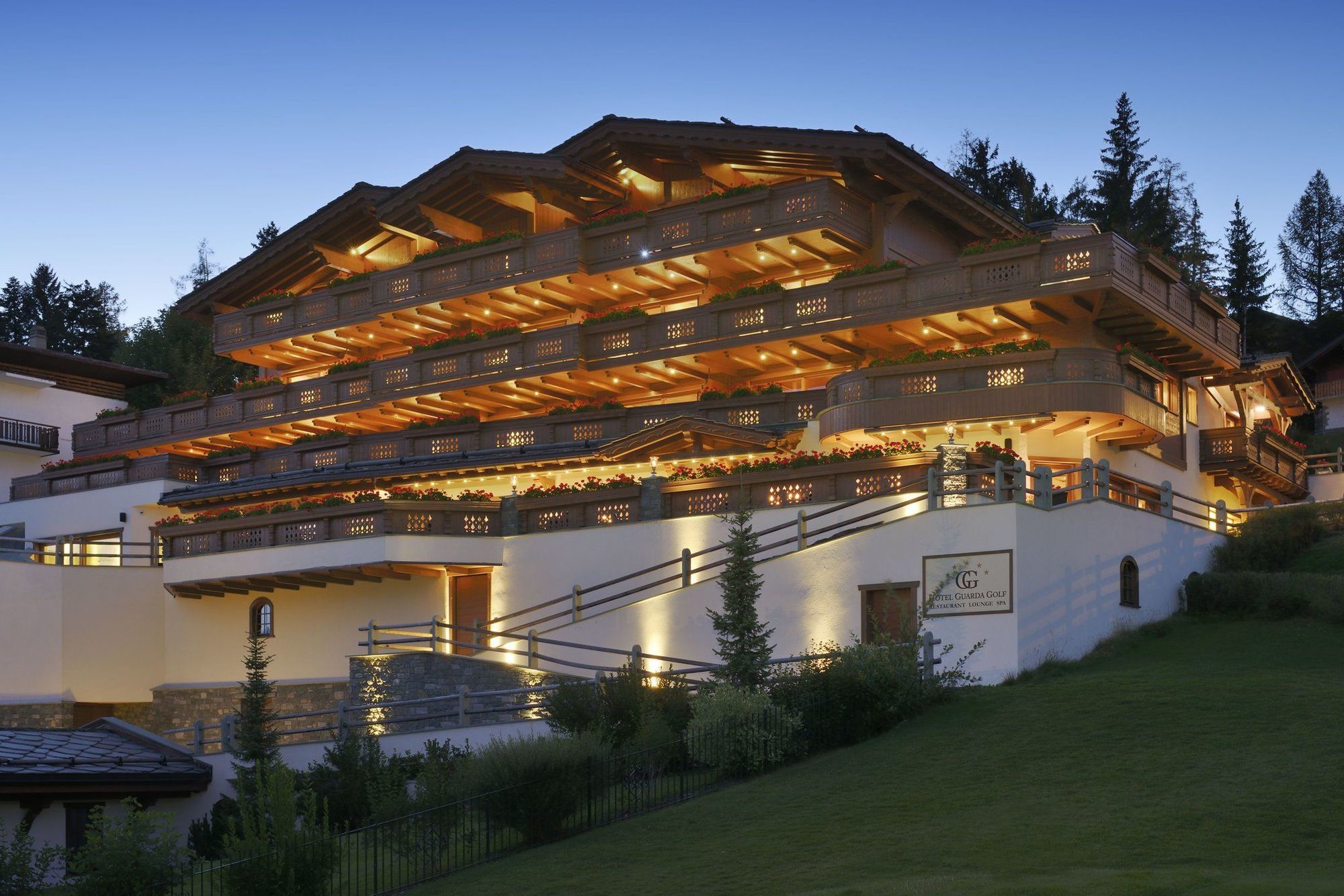 Guarda Golf Hotel & Residences Crans-Montana Buitenkant foto