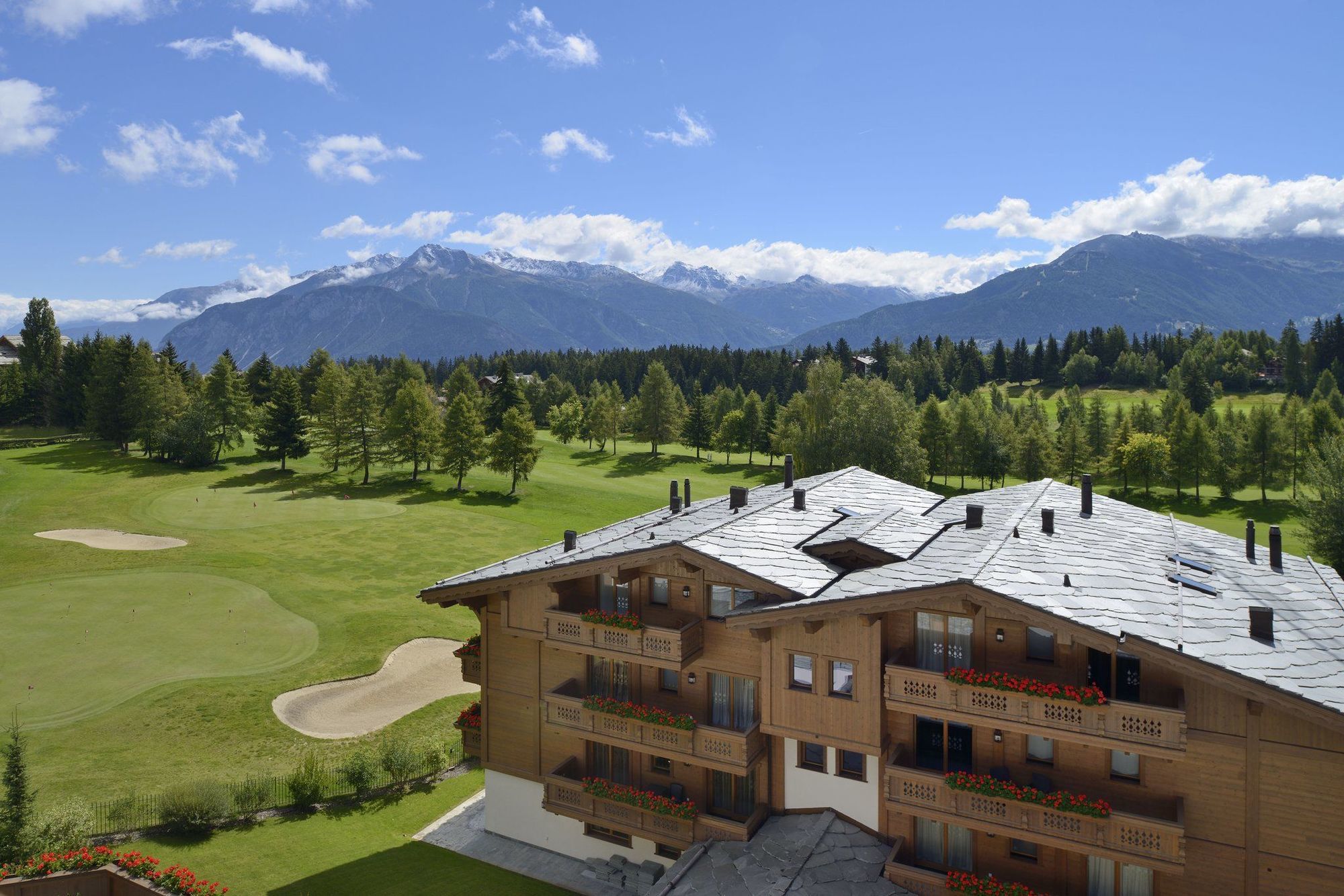Guarda Golf Hotel & Residences Crans-Montana Buitenkant foto