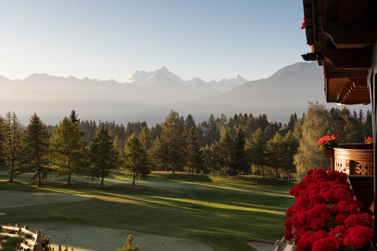 Guarda Golf Hotel & Residences Crans-Montana Buitenkant foto